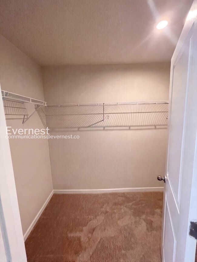 Building Photo - 1016 Concord Springs Dr