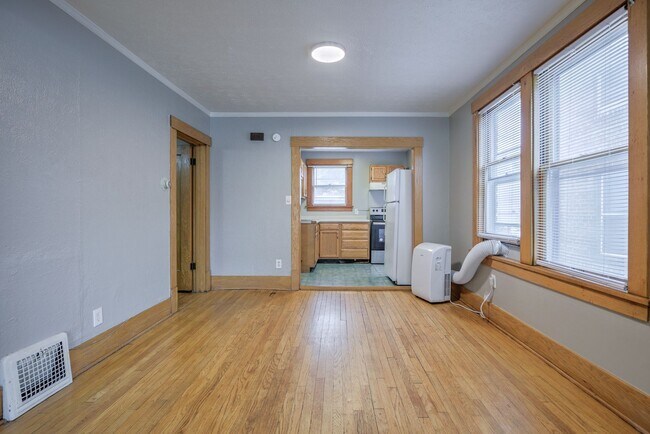 Building Photo - 3310 Jackson St