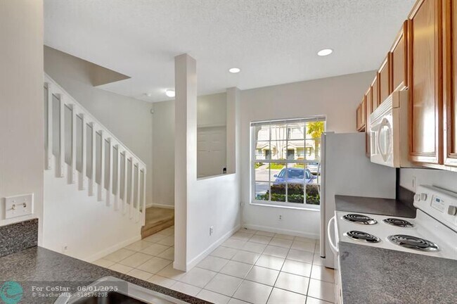 Building Photo - 5047 Palmbrooke Cir