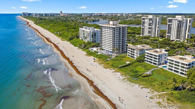 Building Photo - 2070 N Ocean Blvd