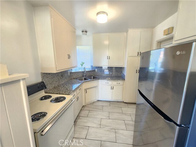 Building Photo - 21 W Newman Ave