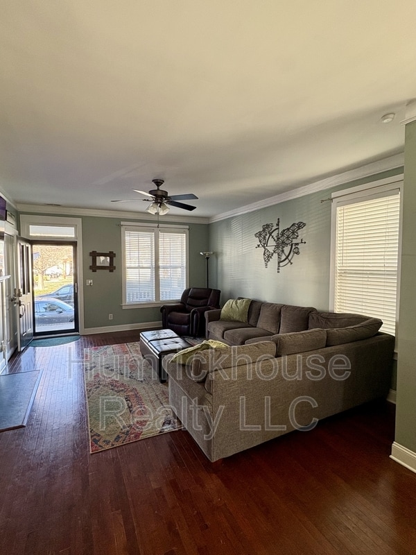 Building Photo - 515 Dubois Court