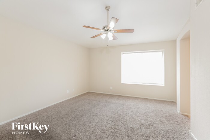 Building Photo - 8600 Danza Del Sol Dr
