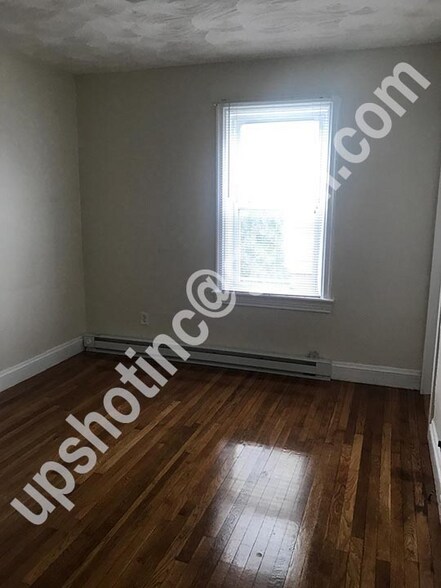 Building Photo - 49 Lisbon St