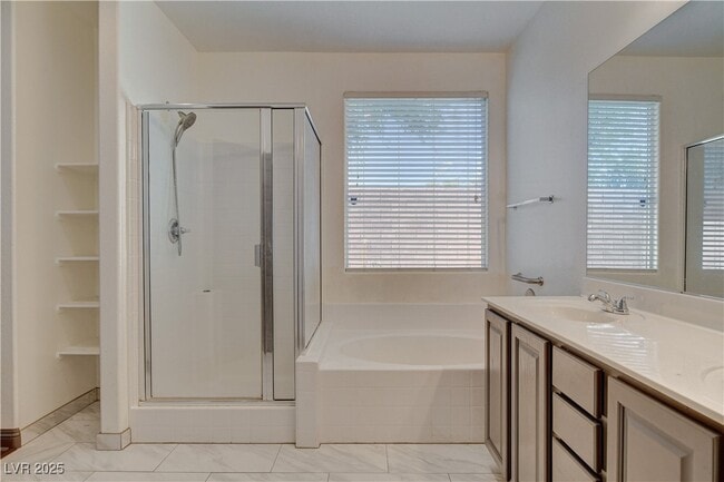 Building Photo - 2104 LeatherBridge Ct