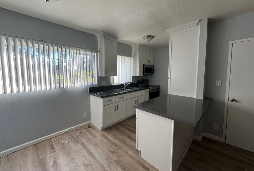 Primary Photo - Haskell Apartments