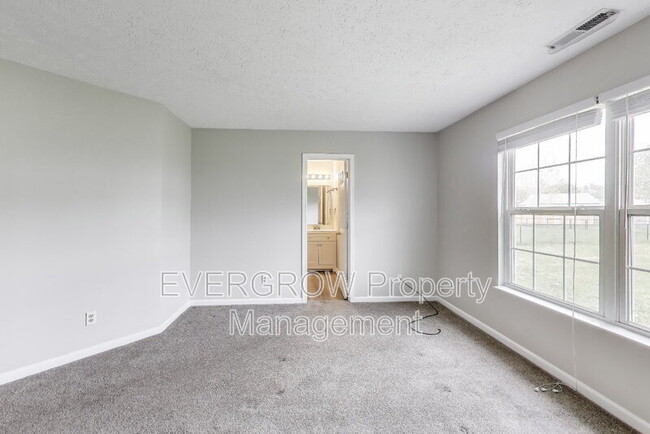 Building Photo - 8033 Painted Pony Dr