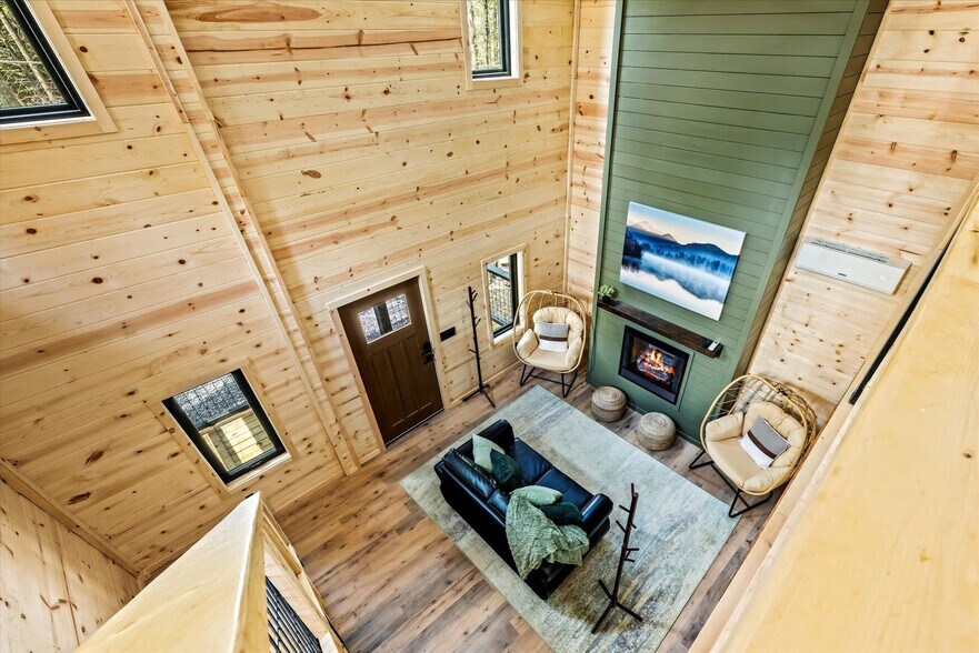 Building Photo - 152 Baxter Rd