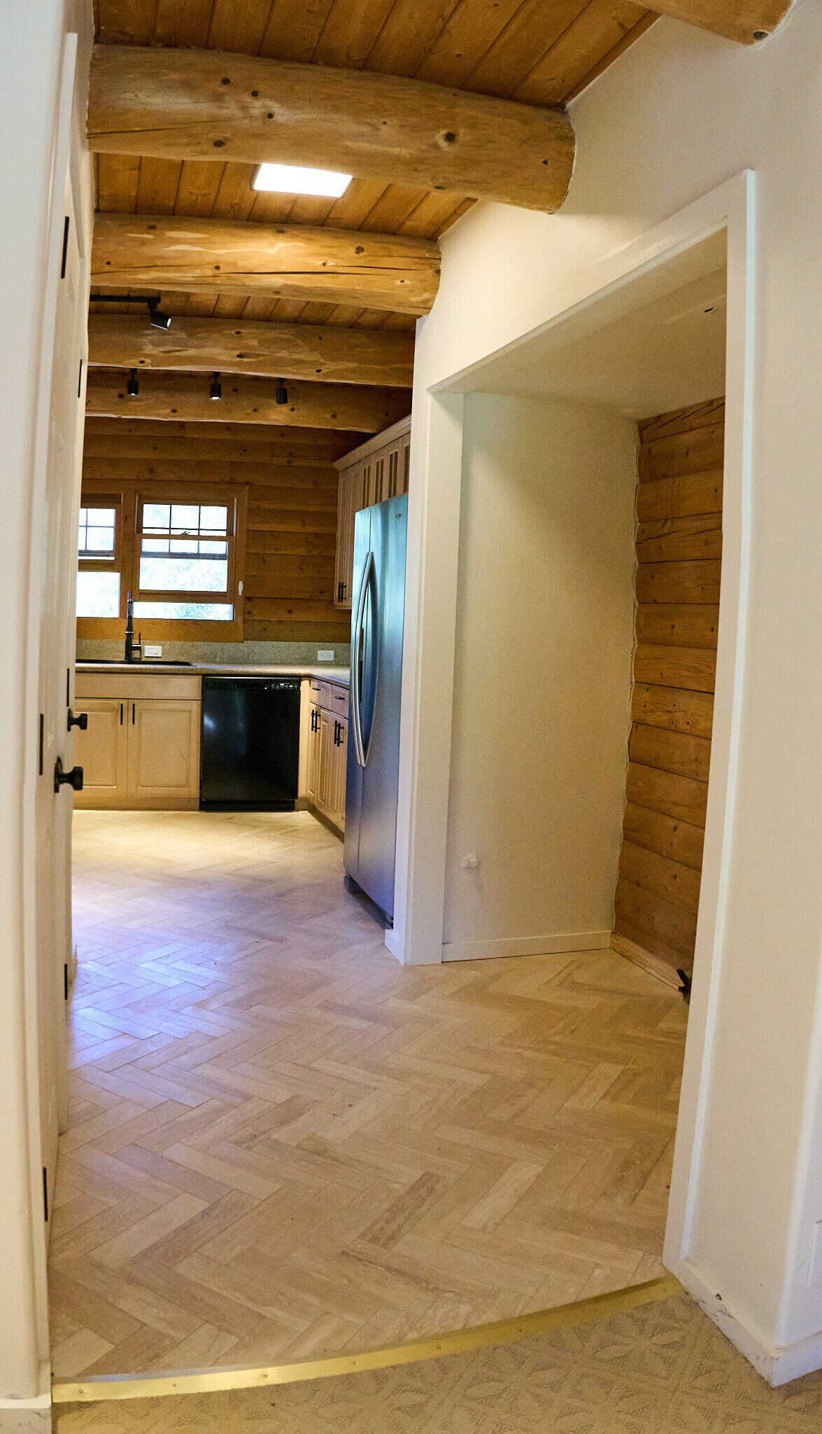 Building Photo - 373 Loftyhill Dr