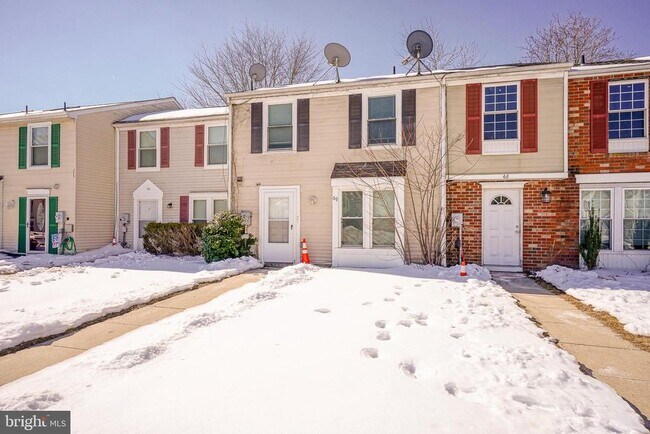 Building Photo - 69 Vanderbilt Ct