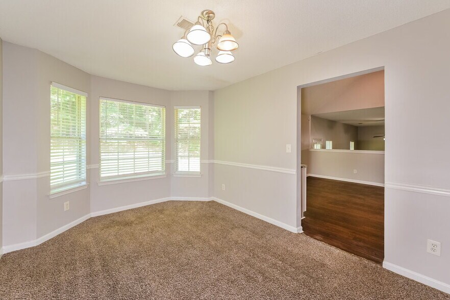 Building Photo - 3154 Lower Creek Dr
