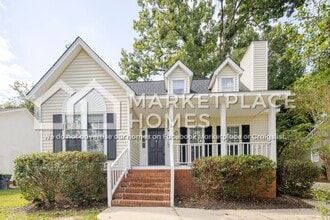 Building Photo - 212 Kemsing Rd