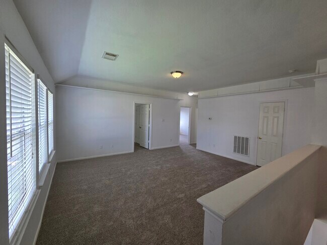 Building Photo - 21526 Oakbridge Park Ln