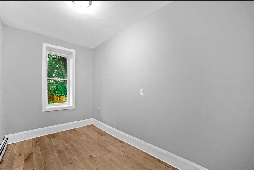 Building Photo - 74 Pilling St