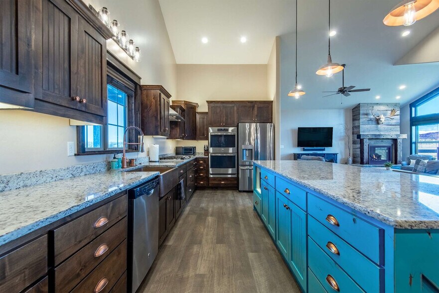 Building Photo - 1591 Fischer Ln