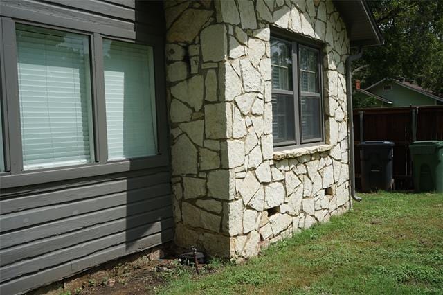 Building Photo - 306 Arnold Ave
