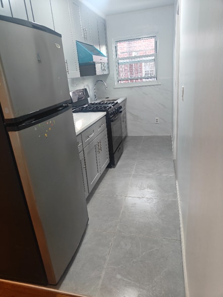 Primary Photo - 78-12 88th Ave