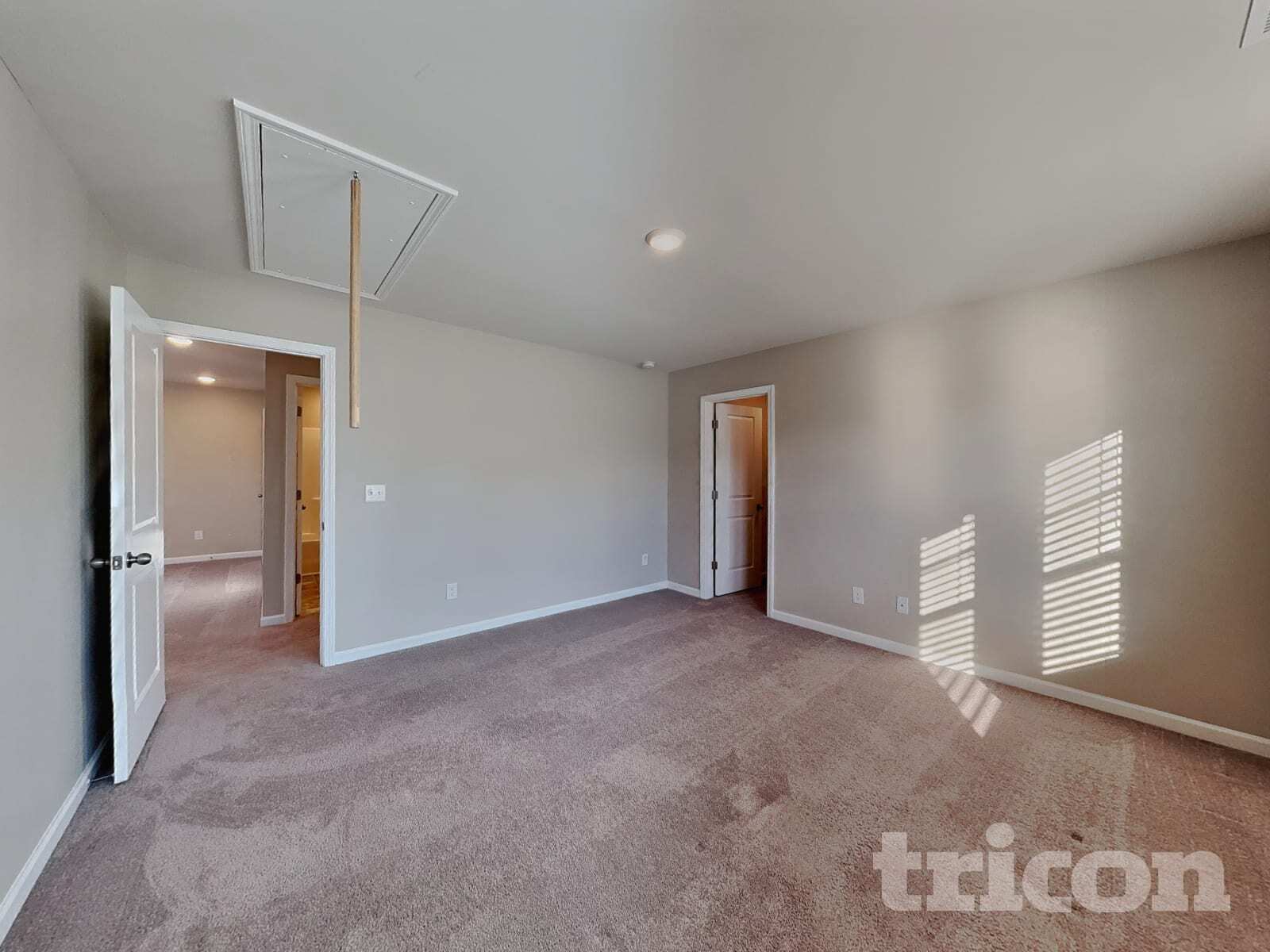 Building Photo - 244 Hopper Cir