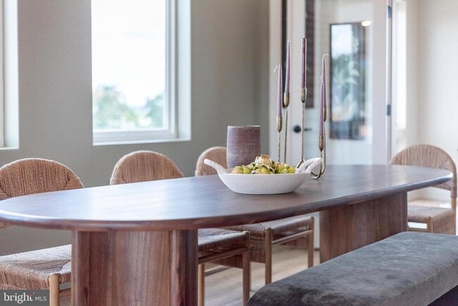 Building Photo - 710 Iron Frg Rd