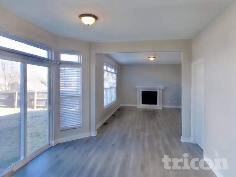 Building Photo - 7217 Sutherland Ct