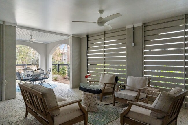 Building Photo - 9013 Stern Aly