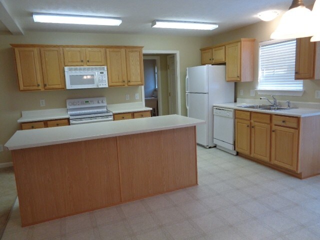 Building Photo - 4239 Turnberry Rd