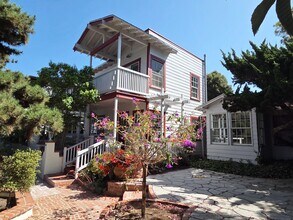 Building Photo - Beautiful Encinitas Home with Ocean Views!
