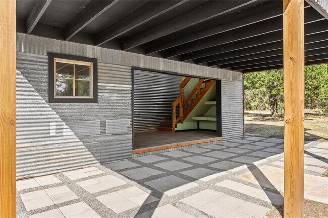 Building Photo - 9008 Appaloosa Run
