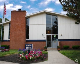 Crown Ridge - Crown Ridge Apartments