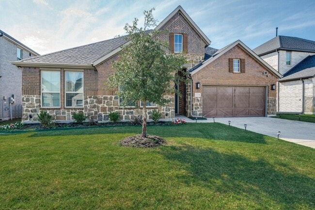 Building Photo - 1224 Villalonga Dr