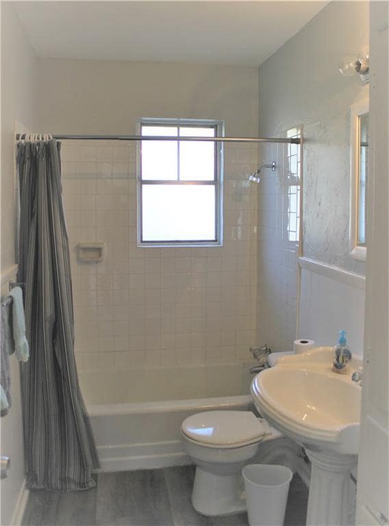 Building Photo - 2303 Towbridge Cir