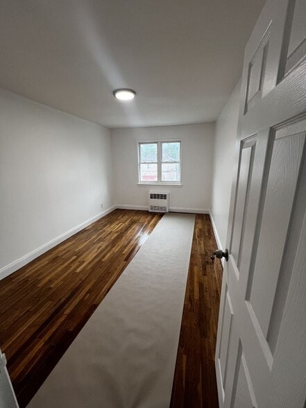 Building Photo - 4134 Wickham Ave
