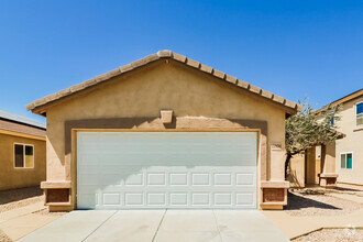 Building Photo - 3-Bedroom Home in Buckeye, AZ