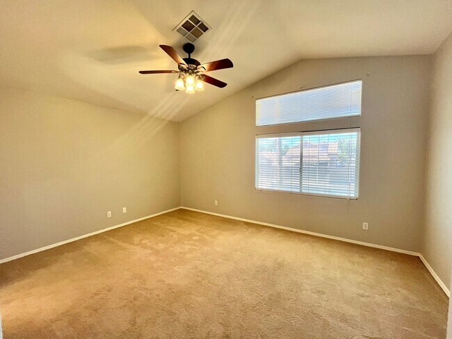 Building Photo - **$800 OFF MOVE IN BY 12/26/25**Spacious 3 Bedroom, 2.5 Bath Home with No HOA and Modern Finishes