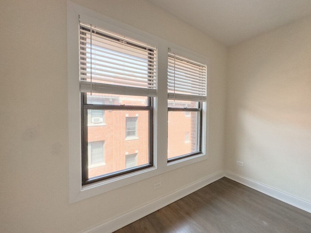 Building Photo - 2641 N Spaulding Ave