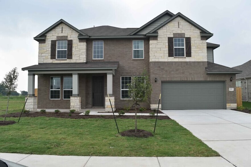 Primary Photo - 201 Chickasaw Ln