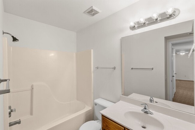 Building Photo - 1620-1622-1622 Juniper Dr