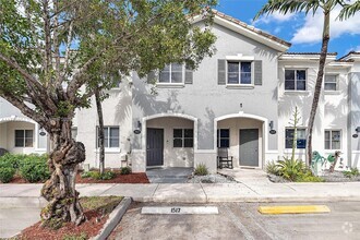 Building Photo - 1517 SE 31st Ct