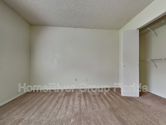 Building Photo - 2250 SE Friendship St