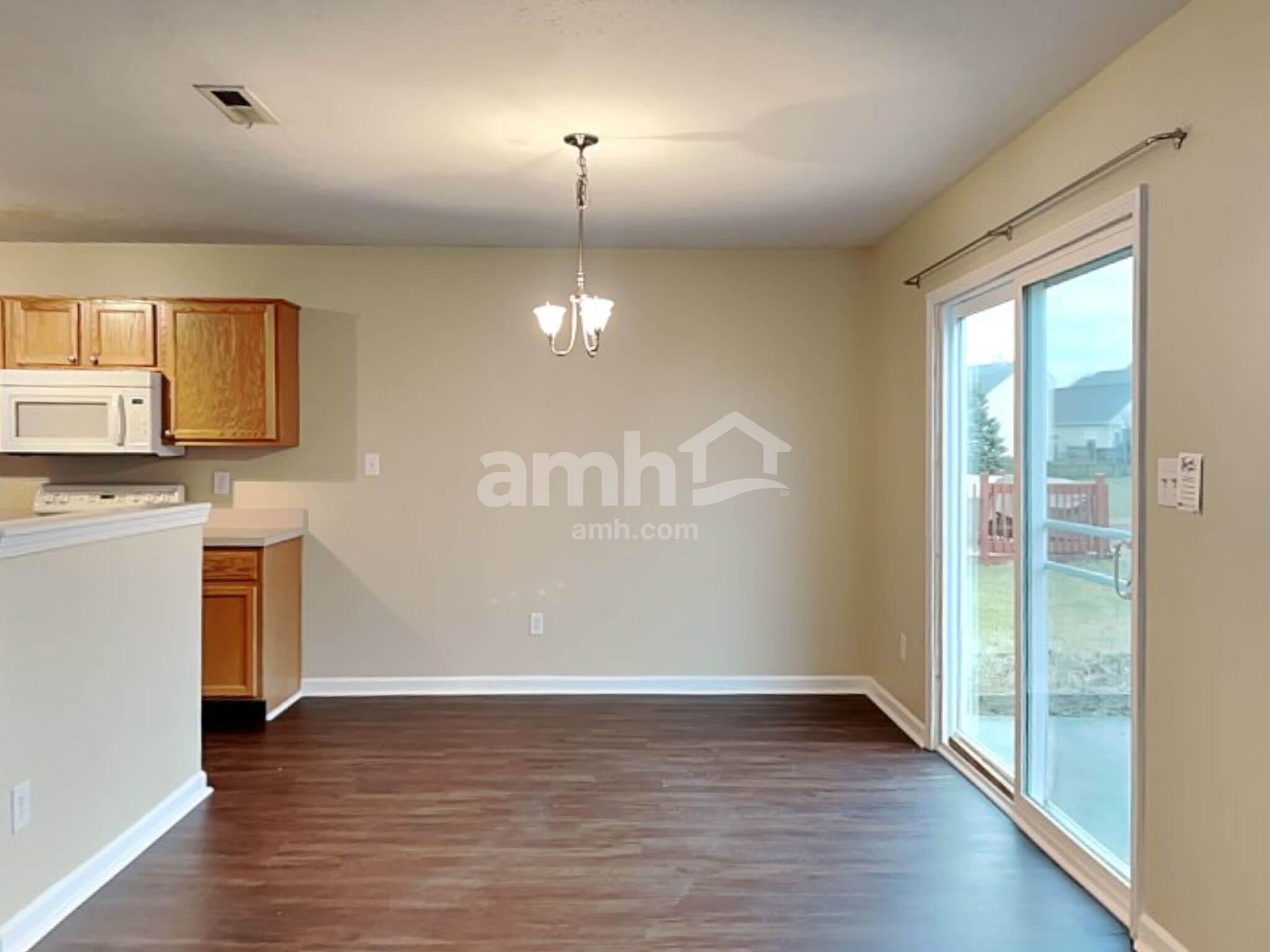 Building Photo - 551 Grabill Dr