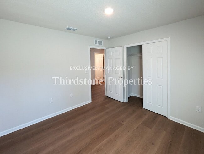 Building Photo - 5425 Shenandoah Ave