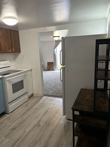 Building Photo - 454 Tyhee Ave