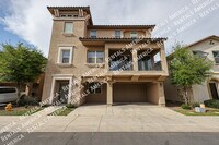 Building Photo - 4284 E Erie St