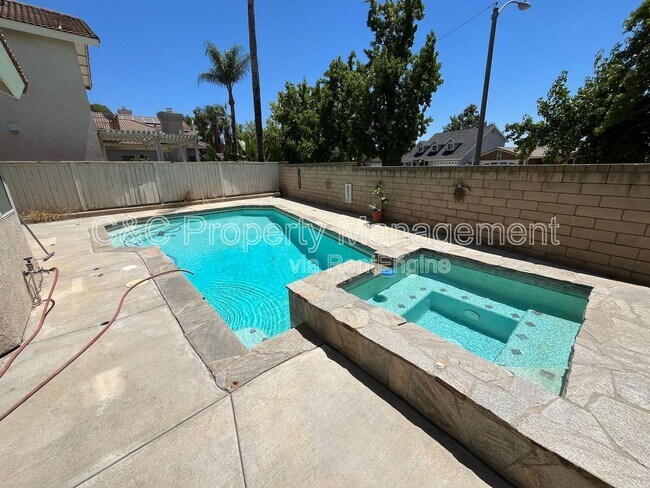Building Photo - 7836 Green Crest Ct