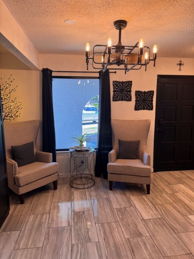 Building Photo - beautiful swimming pool and backyard oasis! fully remodeled home new appliances !