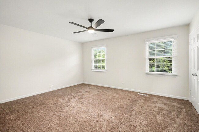 Building Photo - 8300 Sawyer Brown Rd