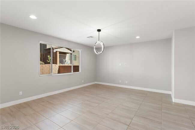 Building Photo - 129 Parliament Point