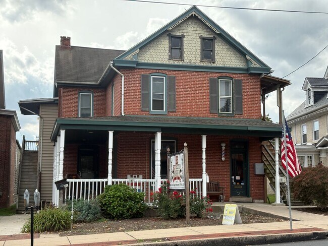 Building Photo - 50-54 N Market St