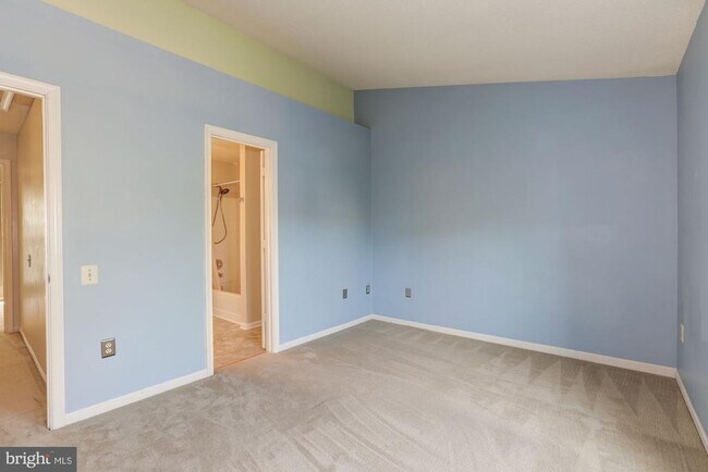Building Photo - 7238 Stover Ct