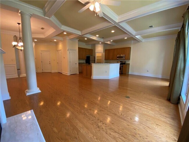 Building Photo - 2887 Laureate Ct